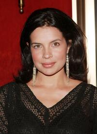 Zuleikha Robinson at the premiere of "The Assassination Of Jesse James By The Coward Robert Ford."