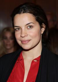 Zuleikha Robinson at the New York premiere of "The Great Debaters."