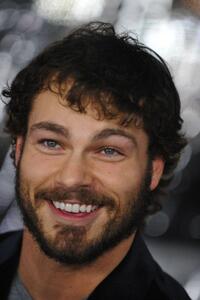Shawn Roberts at the California premiere of "The Edge Of Darkness."