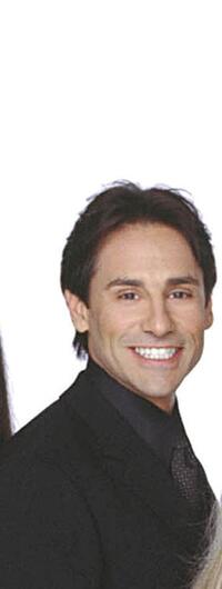 Larry Romano at the portrait for television series "Kristin."