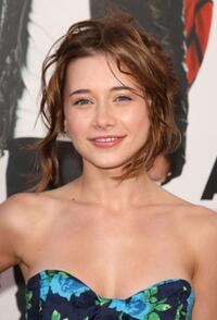 Olesya Rulin at the premiere of "17 Again."