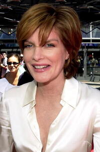 Rene Russo at the premiere of "The Adventures of Rocky and Bullwinkle".