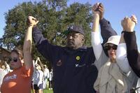 Richard Roundtree at the 5th Annual Expedition Inspiration Take-A-Hike benefit for breast cancer research.