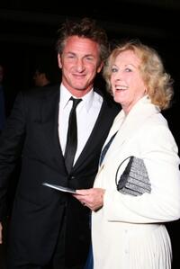 Sean Penn and mother Eileen Ryan at the Los Angeles premiere of "Into the Wild."