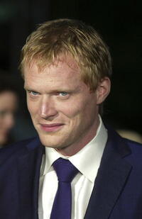 Paul Bettany at the premiere of "Wimbledon".