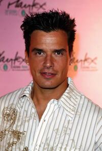 Antonio Sabato, Jr. at the "Thank Goodness it Fits HALF SIZE BRA" showcase party.