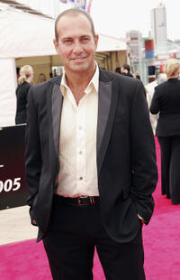 Martin Sacks at the L'Oreal Paris 2005 AFI Awards.