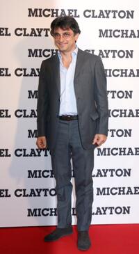 Vincenzo Salemme at the premiere of "Michael Clayton."