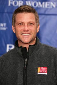 Doug Savant at the 13th Annual Revlon Run / Walk For Women.