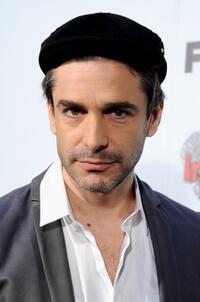 Leonardo Sbaraglia at the photocall of "Impostores."