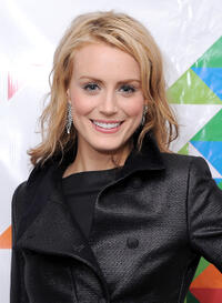 Taylor Schilling at the WNBC Celebrates The Rockefeller Center Tree Lighting Ceremony in New York.