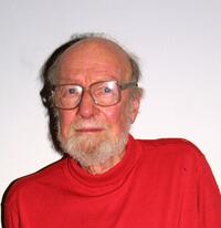 Pete Seeger at the Q & A session to announce his New Music during the premiere screening of "A Lion's Trail."