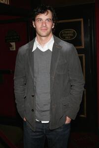 Tom Everett Scott at the world premiere of "deja vu."