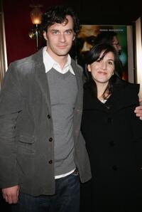Tom Everett Scott and Jenni Scott at the world premiere of "deja vu."