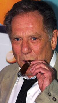 George Segal at the premiere of "Dickie Roberts".