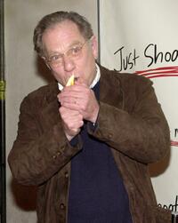 George Segal at the party celebrating the 100th episode of the television show "Just Shoot Me".