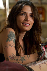 Sarah Shahi as Lisa in "Bullet To The Head."