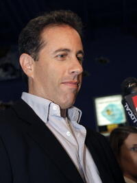 Jerry Seinfeld promotes "Bee Movie" at the EMagine Theater in Novi, Michigan. 