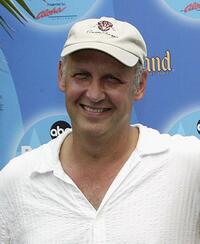 Nick Searcy at the ABC Primetime Preview Weekend 2004.