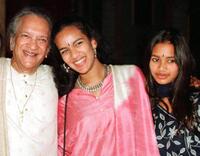 Ravi Shankar and his daughters at the Praemium Imperiale Awards.
