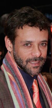 Alexander Siddig at the premiere of "Syriana."