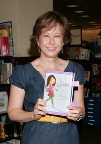Yeardley Smith at the Book Signing of "I, Lorelei."