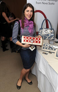 Mayim Bialik at the 2011 DPA Golden Globes Gift Suite in California.