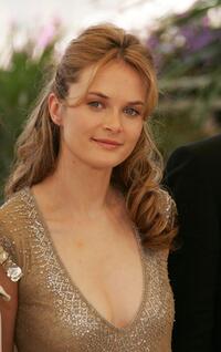 Rachel Blanchard at the photocall to promote "Where the Truth Lies" at Palais during the 58th International Cannes Film Festival.