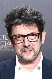 Manolo Solo at the "Competencia Oficial" Madrid premiere.