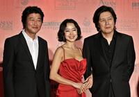 Song Kang-ho, Jeon Do-yeon and director Lee Chang-dong at the Asian Film Awards 2008.