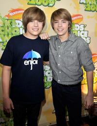 Dylan Sprouse and Cole Sprouse at the Nickelodeon's 2009 Kids Choice Awards.