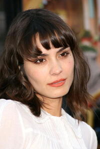 Shannyn Sossamon at the "Fred Claus" premiere.