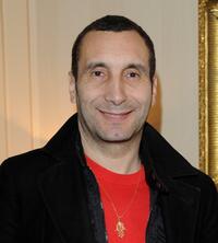 Zinedine Soualem at the Cesar's Gift Lounge.