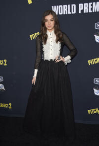 Hailee Steinfeld at the California world premiere of "Pitch Perfect 2."