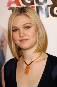 Julia Stiles at the premiere of "A Guy Thing." 