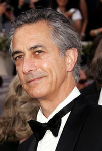 David Strathairn