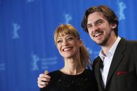 Heike Makatsch and Dan Stevens at the photocall of "Hilde" during the 59th Berlin Film Festival.