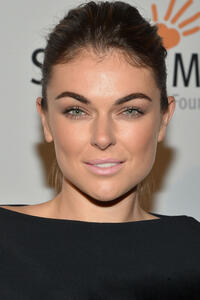 Serinda Swan