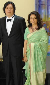 Lee Chang-Dong and Sharmila Tagore at the Opening Ceremony during the 62nd International Cannes Film Festival.