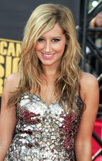 Ashley Tisdale at the 2007 American Music Awards.