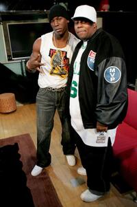 Tyrese and Kenan Thompson at the MTV's Total Request Live.