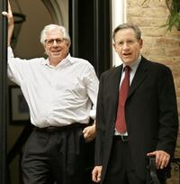 Carl Bernstein and Bob Woodward speak to members of the media from the steps of Woodward's house.