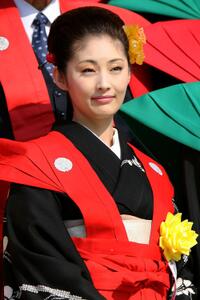 Takako Tokiwa at the Bean-scattering ceremony.