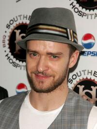 Justin Timberlake at the grand opening of new restaraunt Southern Hospitality.
