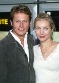 Roman Knizka and Nadja Uhl at the German premiere of "Die Zwillinge."