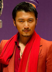 Nicholas Tse at the 29th Hong Kong Film Awards.