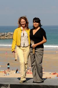 Melissa Leo and Misty Upham at the photocall of "Frozen River" during the 56th San Sebastian International Film Festival.