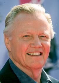 Jon Voight at the 2007 MTV Movie Awards.