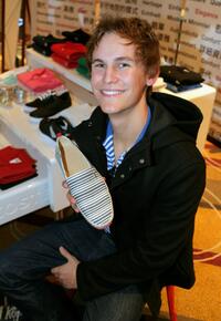 Rhys Wakefield at the "Stuff That Rocks" Gift Villa.