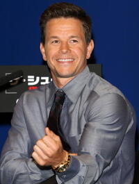 Mark Wahlberg at a Tokyo press conference for "Shooter. 